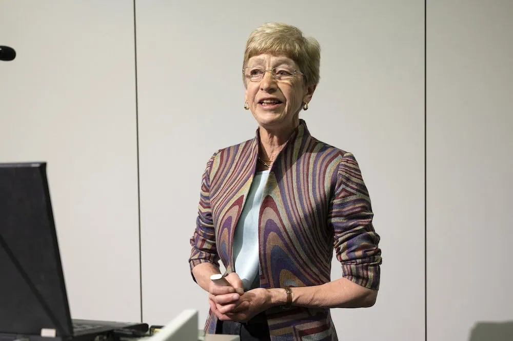 Sue Dyson Speaking At BEVA Congress
