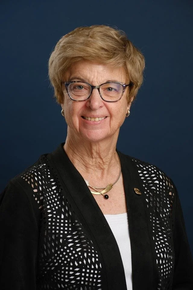 Anne-Dwyer-Vet